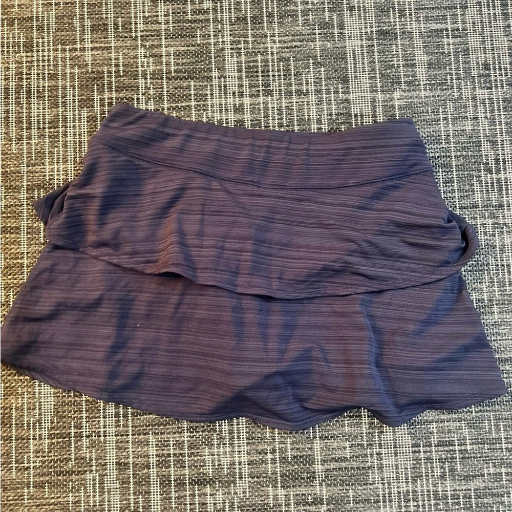Southern Tide navy athletic skirt